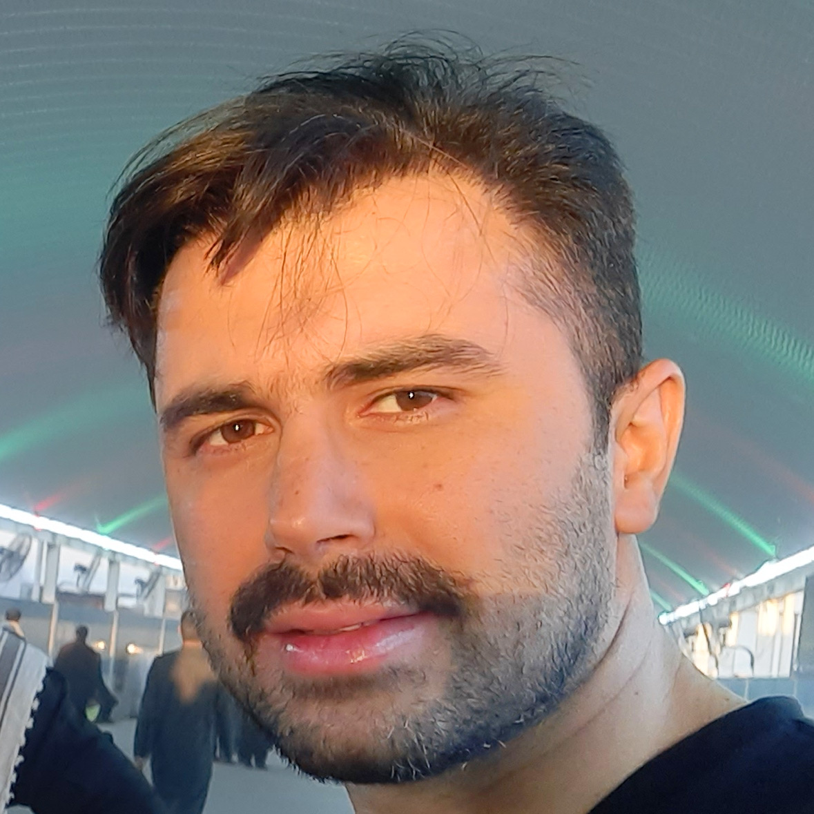مهران مطیعی
